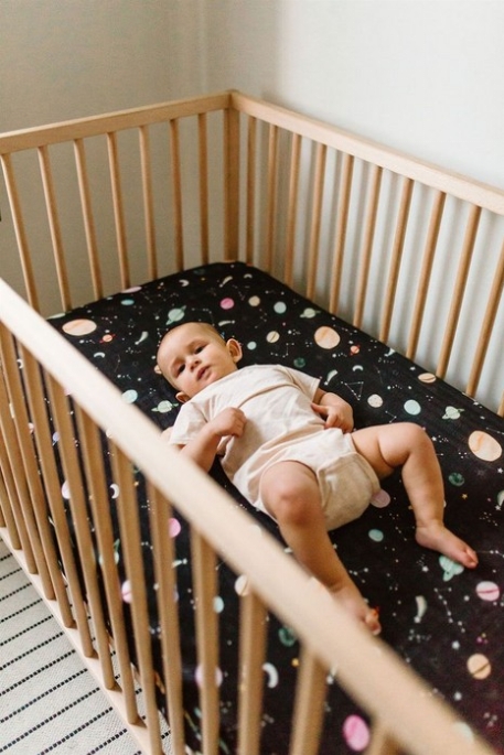 Drap de lit de bébé - Planète | Loulou Lollipop