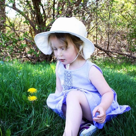 Chapeau en coton UV - Blanc brodé | Jan & Jul