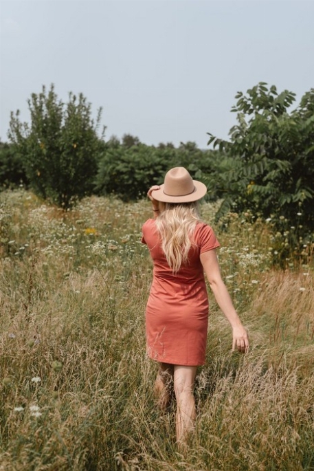Robe 3 en 1 pour femme, grossesse et allaitement - Rouille | Nine Clothing