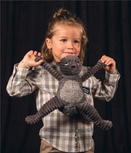 Peluche - Namastou la Loutre Grise | Les Déglingos