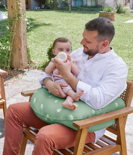 Oreiller de maternité et d'allaitement 2 en 1 B.Love  - Vert | Babymoov