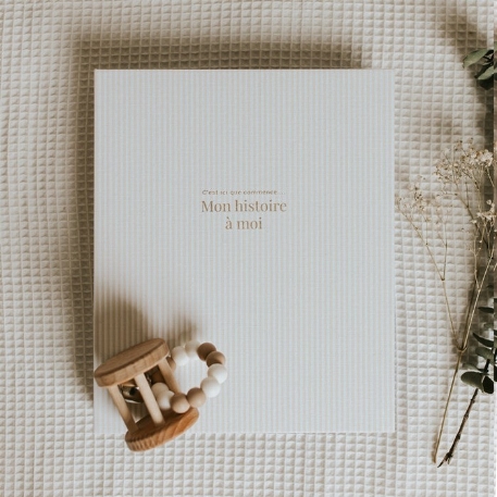 Livre de bébé - Ligné Beige | Le Petit Tableau Noir