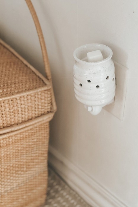 Diffuseur pour pastilles de cire mural - Farmhouse Crème | Marée