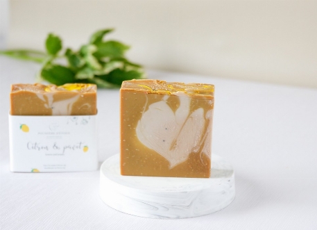 Savon en barre - Citron et pavot | Savonnerie Poussière D'Étoile