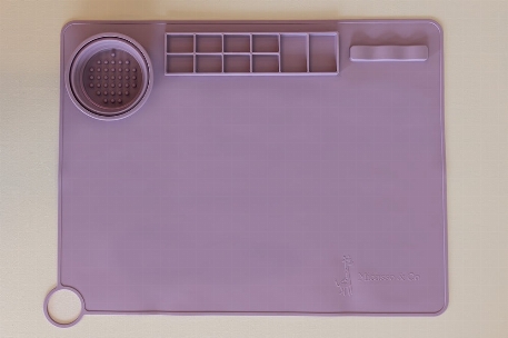 Napperon d'artiste en silicone pour enfant - Lavande | Micasso