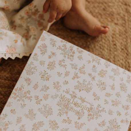 Livre de bébé en tissu - Fleurs Pastel | Le Petit Tableau Noir