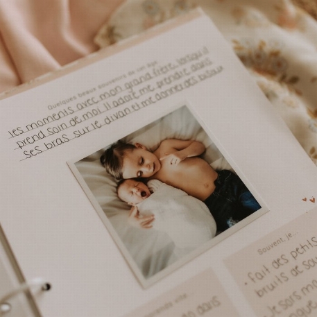 Livre de bébé en tissu - Fleurs Pastel | Le Petit Tableau Noir