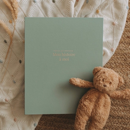 Livre de bébé - Sauge et or | Le Petit Tableau Noir