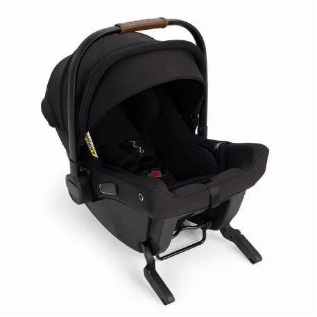 Siège d'auto pour bébé Pipa Urbn - Caviar | Nuna