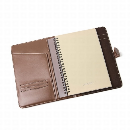 Le ARIEL- Couverture à carnet en cuir vegan - Hazelnut | Lambert