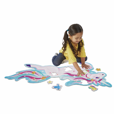 À l'abri sous le tapis! | Peaceable Kingdom (copie)