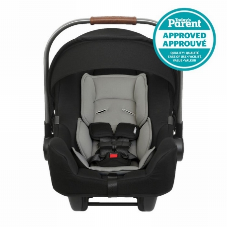 Siège d'auto pour bébé - PIPA - Caviar | Nuna